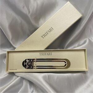New Trifari Art Deco Style Bookmark Rhinestone Enamel Black Silver